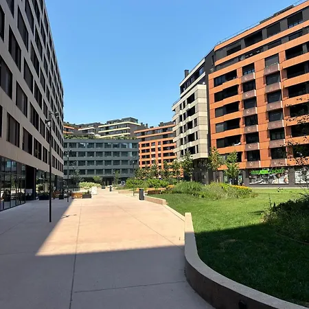 Appartement K District - Bg, Private Parking