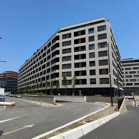 Appartement K District - Bg, Private Parking Belgrado