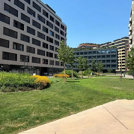 K District - Bg, Private Parking *
