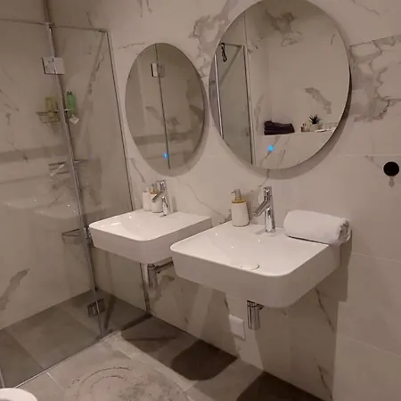 Appartement K District - Bg, Private Parking